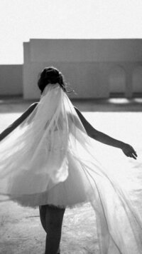WEDDING PHOTOGRAPHER