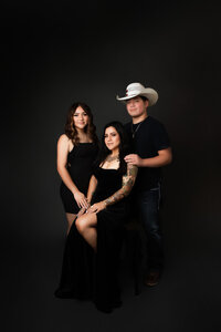 Family maternity session in the winter at Moss rock in hoover alabama