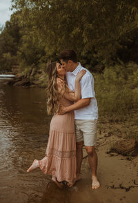 An intimate engagement session at a private beach in Stillwater, MN. Matt and Alexa spent time running along the beach, hiding in secret caves, and getting sand everywhere.