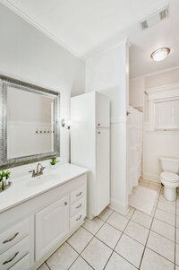 Upstairs bathroom in historic vacation rental home in downtown Waco, TX