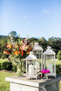 Springfield-Manor-MD-wedding-florist-Sweet-Blossoms-ceremony-lantern-decor-Living-Radiant-Photography