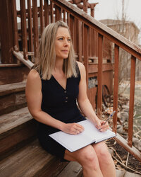 Ready to take back your energy & health? Get expert-led, holistic coaching made just for women like you.