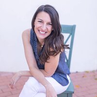 Kristin-Galvin-Ellie-Grace-Photography-Headshot