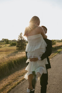 danica-branden-intimate-wedding-weyburn-saskatchewan-caitlin-swyryda-photo2909-2