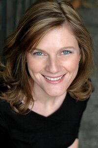 Marla Beck headshot