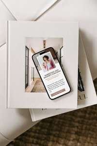 A visual mock-up showing how the template looks on a mobile device.