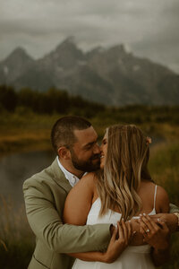 Schwabachers Landing Elopement Photos