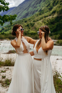 lesbian couple elopement in Soča River