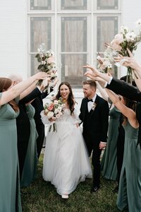destination elopement photographer