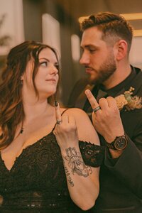 boise idaho wedding photographer capturing a micro wedding