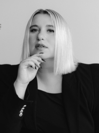 Sell Showit Templates -  How to Sell Showit Templates - Best Courses for Showit Designers - Best Showit Designer Course - WIth Grace and Gold - Education for Designers