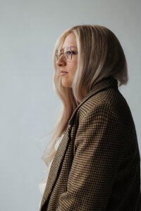 Taylor Gray, a destination wedding photographer