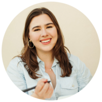 Brand strategist portrait to show authorship of marketing blog post | North Branch Studio