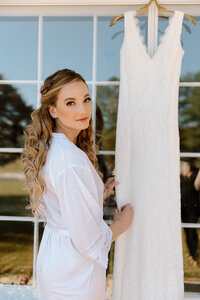 Jillandsamwedding-cara-marie-photography-gettingready-24