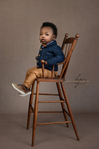 family photography in northwest indiana, by Brielle Pausma photography creating the best baby portraits. 