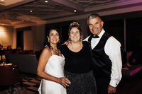 diana riley has received raving reviews for her stellar client experience and storytelling photography skills.