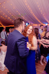 Great Fall Virginia Backyard Wedding in the Spring in DC