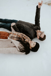 Cambridge Ontario engagement photoshoot in the wintertime