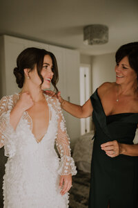 wedding couple holding hands