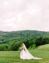 jess-bundy-photography-wedding-portrait-bride-outside
