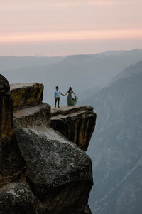 Yosemite Elopement Photographer | Katelyn Bradley Photography | Taft Point Elopement