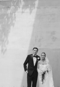 Luxury and romantic wedding photographer based in Minnesota. Specializing in simple but significant documentary wedding photography for all lovers. With a love for serving chic couples, I've had the privilege of photographing over 200 engagements, elopements, and weddings since 2018.