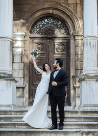 New Jersey and New York-based wedding ceremony planner Jenni Luna ensures to add a personal touch to wedding ceremonies. Choose The Moon Moments for a ceremony that reflects your unique love story.