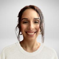 website copwriter and sales funnel guru Jo Harris.