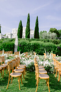 ​On October 11, 2024, Chantelle Johnson and Robert Harris exchanged vows at the Belmond Caruso Hotel in Ravello, Italy, celebrating with 50 loved ones amidst panoramic sea views, Italian cuisine, and dancing.