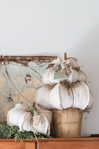 Farmhouse Chic Flowers Tray