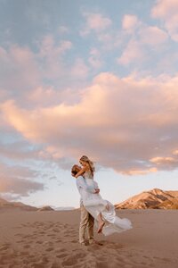 great-sand-dunes-national-park-colorado-elopement-photographer-17