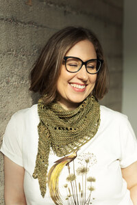 Orbit scarf knitting pattern for one skein of DK-weight yarn