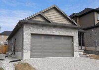 202 Wedgewood Dr Woodstock ontario 1