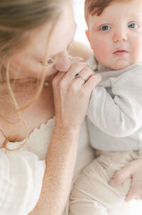 2022-Iowa-City-First-Birthday-Photographer-Meghan-Goering-Photography-0452