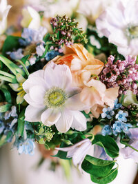 COLORFUL-WEDDING-BOUQ