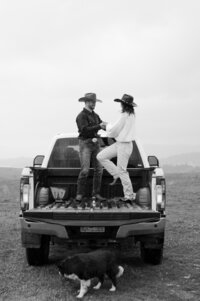 presley-gray-photo-montana-western-style-engagement-3942