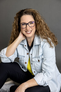 Modern business headshot for an entrepreneur in Ann Arbor, with a clean background and sharp focus on the subject.