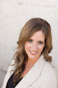 Holly Photography by Fully Alive Photography