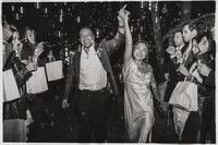 Couple ends their wedding night in Colorado with a bubble grand exit.