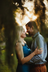 8_Outdoor_Couple_Engagement_Fall_Sunset_Maryland_Oregon_Ridge