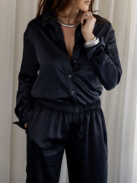 Work with Rose Prada, LA-based personal stylist specializing in closet organization, event styling, and tailored looks.