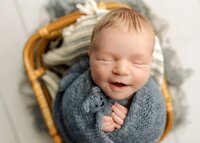 Davenport Baby Photos, Baby pictures quad cities, Des Moines newborn Photographer, Baby pictures in Des Moines, newborn Pictures Iowa City, Newborn photographers Iowa city, Newborn photographers Cedar rapids, good places to take pictures in the quad cities
