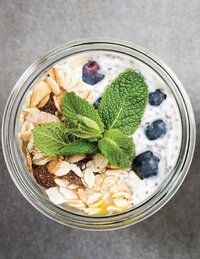 Overnight vanilla protein oats recipe from 7-day healthy eating plan - Eat Your Nutrition