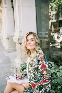 pexels-olya-kobruseva-5026544