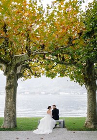 happy-wedding-couple-como-lake-italy-min