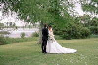 Romantic wedding photography outdoors in Mississippi.