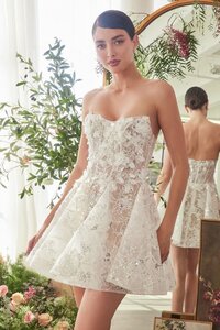 Streamers | Lucia Isabel Collection