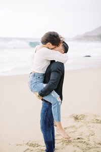 Couples kisses for Big Sur engagement photography