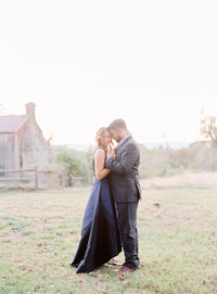 What to wear to your engagement session.  Images by Washington DC best photographer Jalapeno Photography.