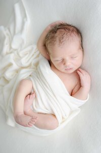 newbornshoot baby jongen naturel wit creme